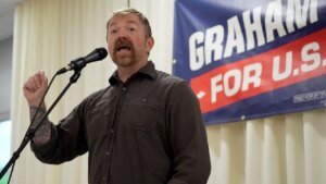 Graham Platner faces Maine major amid scandal in bid to oust Collins