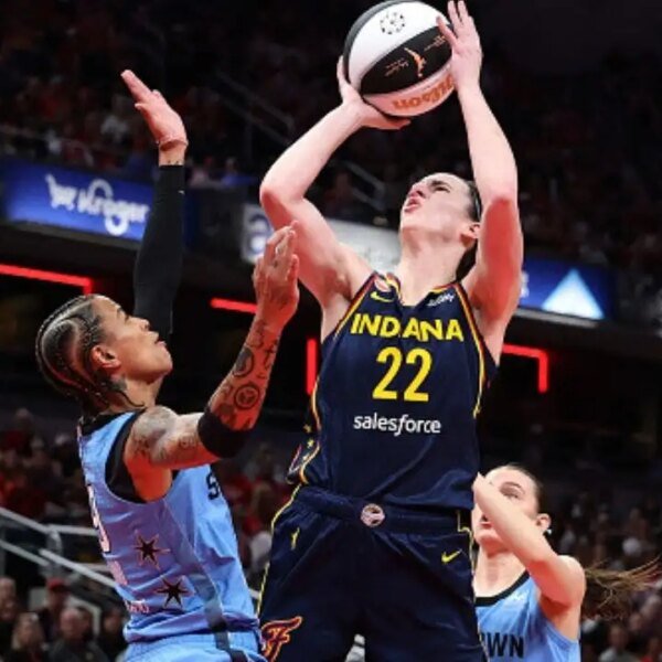 Caitlin Clark drops 32-point double-double in Taylor Swift Nikes as Fever survive…