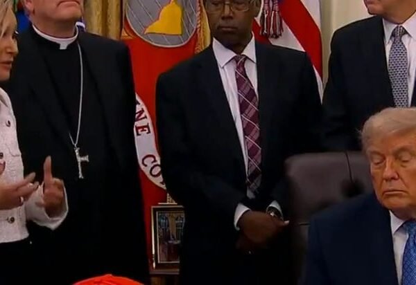 Evangelical Christians Humiliated As Trump Falls Asleep On Them