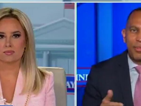 Hakeem Jeffries Goes On Fox News And Calls Them Out For Ignoring…