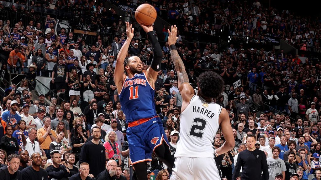 Jalen Brunson leads Knicks to first title in 53 years as New York erupts