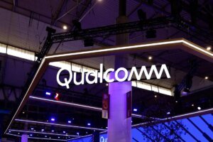 Qualcomm needs to be the chip inside no matter replaces your smartphone, and it simply introduced two merchandise towards that finish