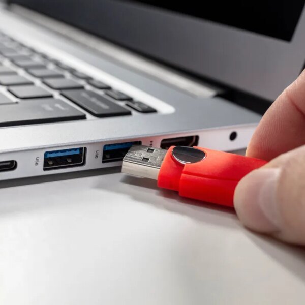 Google and FBI warn of ransomware group that sends pretend IT staff&hellip;