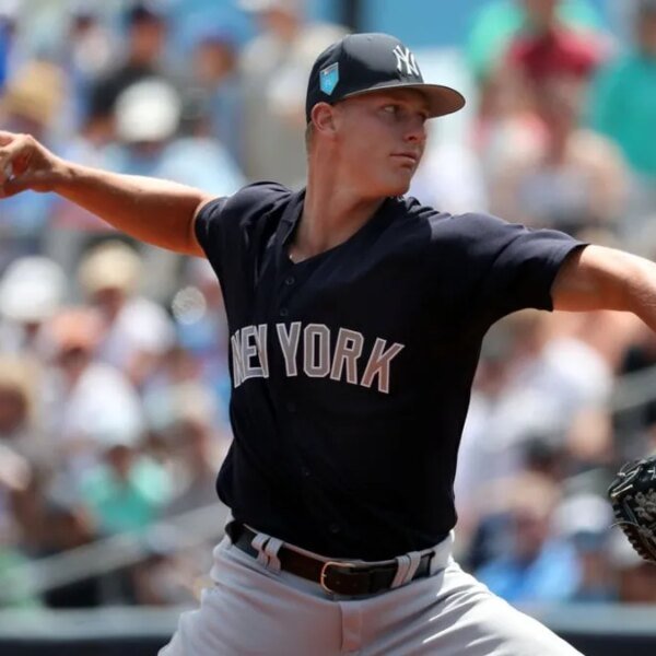 Phillies more likely to name up ex-Yankees prospect to make MLB debut…