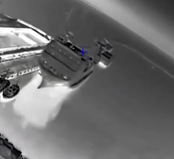 Ukraine Pounds Russian Ships in Its Campaign to Cut Off Crimea