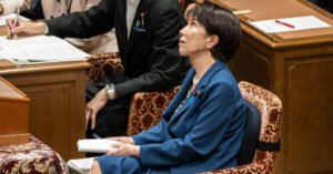Japan Is Startled by Prime Minister’s Grueling Sleep Schedule