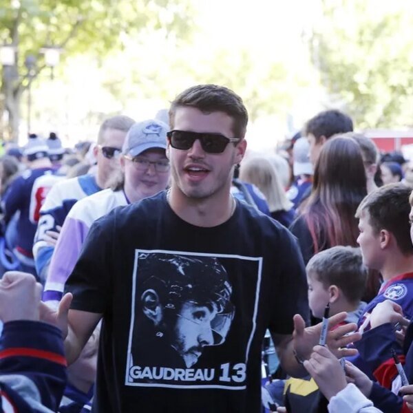 RFA Cole Sillinger indicators 3-year cope with Blue Jackets