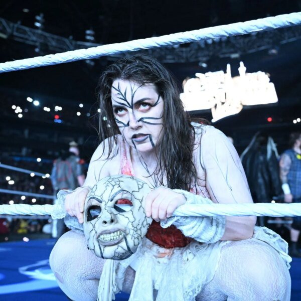 Nikki Cross reunites with SmackDown star following WWE exit