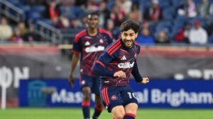 Revs hope to keep up dwelling dominance vs. Toronto after layoff