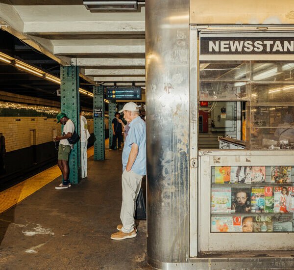 A Newsstand That Aims to Delight N.Y.C. Subway Riders