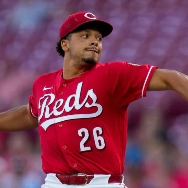 Reds flip to dependable Chase Burns in rematch vs. Phillies