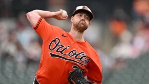 Reds look to show issues round towards streaking Orioles