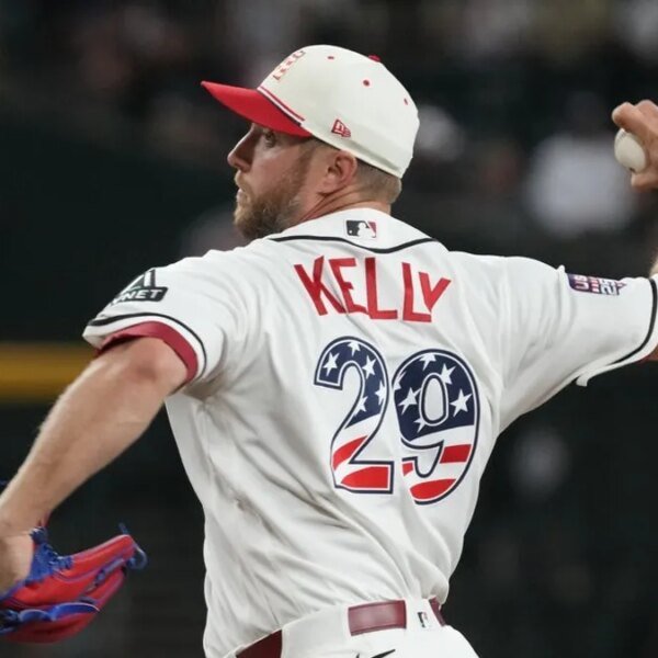 Cards, D-backs open second half in thick of NL wild-card hunt