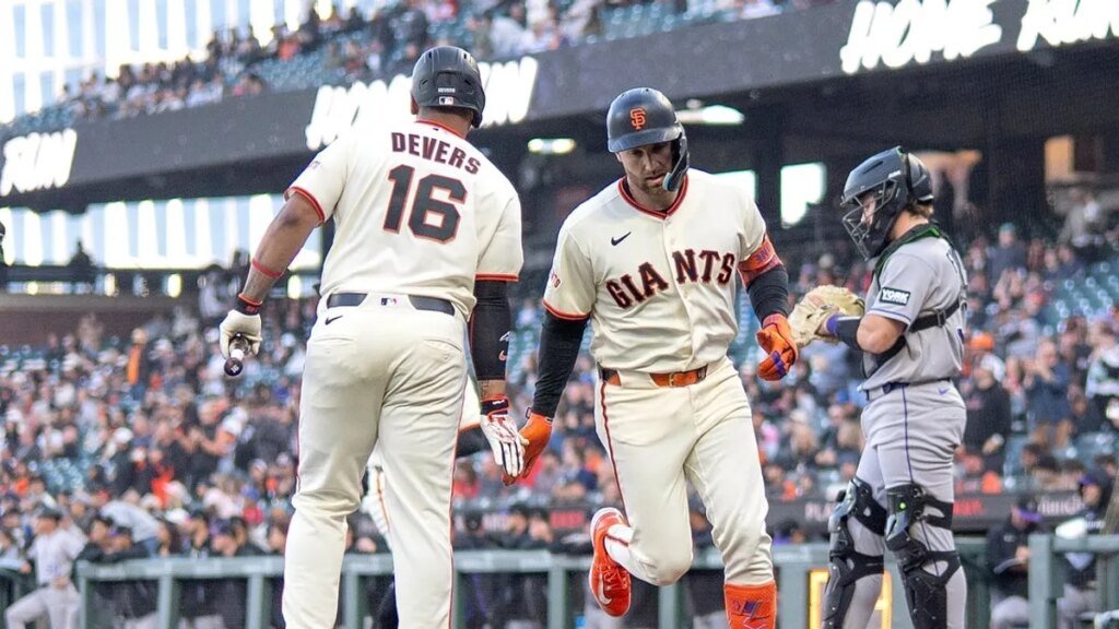 Giants go yard 3 occasions, bury Rockies late
