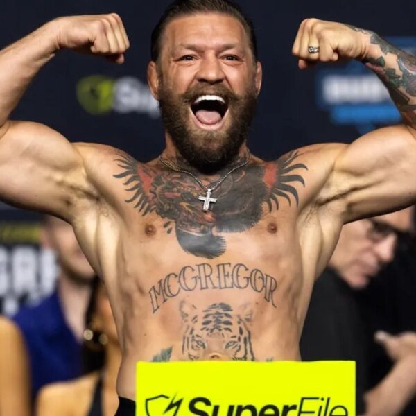Conor McGregor weighs in at 170.5 for UFC 329 bout vs. Max…