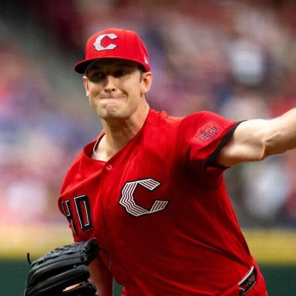 Reds place LHP Nick Lodolo (finger blister) on 15-day injured listing