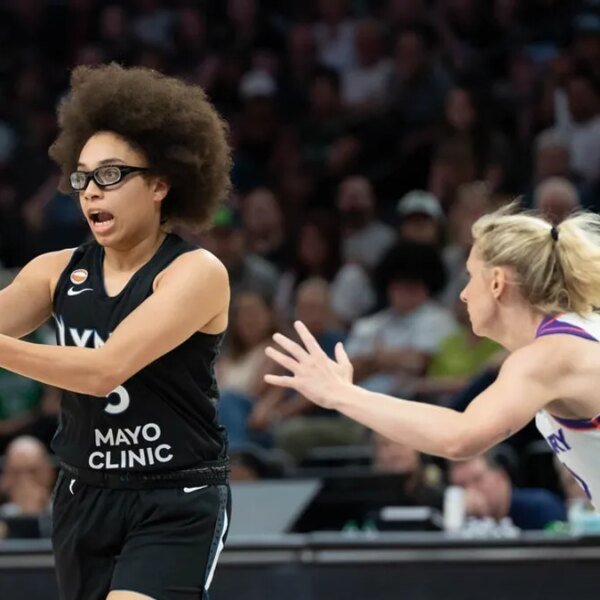 Kayla McBride, Olivia Miles energy Lynx to comeback win vs. Mercury