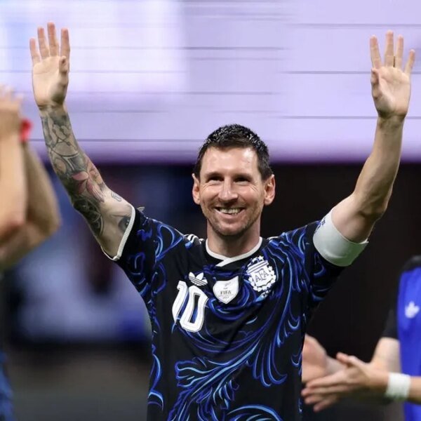 Messi leads Argentina rally, extends England’s many years of disappointment