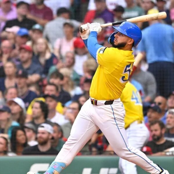 Sizzling Red Sox discovering methods to win, whereas Rays searching for solutions