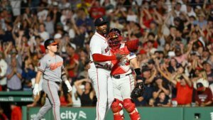 MLB roundup: Red Sox edge Orioles for 14th straight win