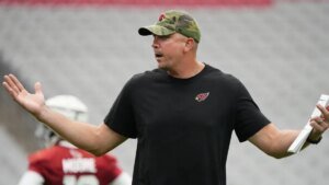 Commanders hearth TEs coach Ben Steele after DWI arrest