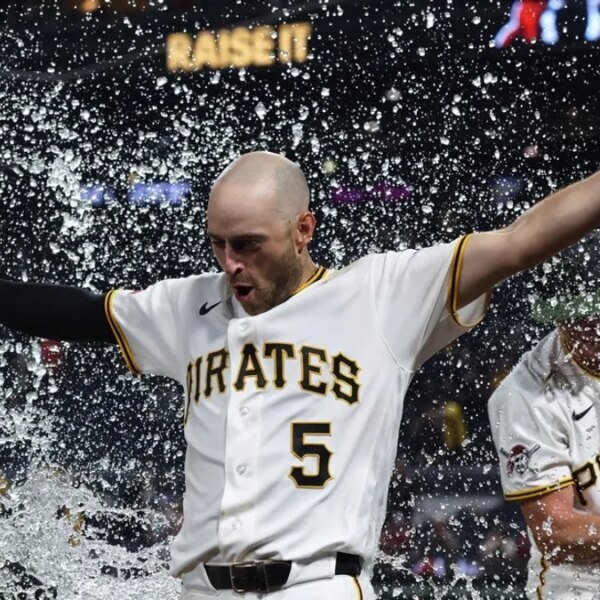 Brandon Lowe’s heroics assist Pirates down Diamondbacks in 10