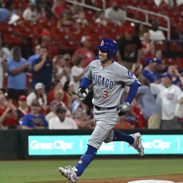 Cubs ring up 14 hits in series-opening win over Cardinals