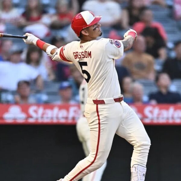 Astros’ 4-run small-ball rally in ninth inning sinks Angels