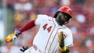 Elly De La Cruz sparks Reds’ walk-off win over Pirates