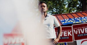 Opinion | Vivek Ramaswamy Wants to Be the Future. First He Has to Win.