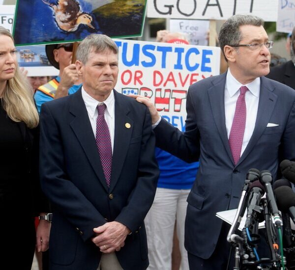 Charges Dropped Against Ex-Olympian David Hearn Accused of Damaging Reflecting Pool