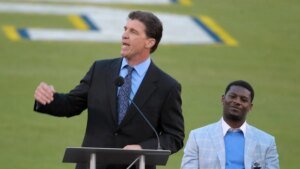 Chargers nice, faculty Hall of Famer Billy Ray Smith Jr. dies at 64