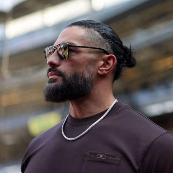 Roman Reigns sends message forward of WWE return