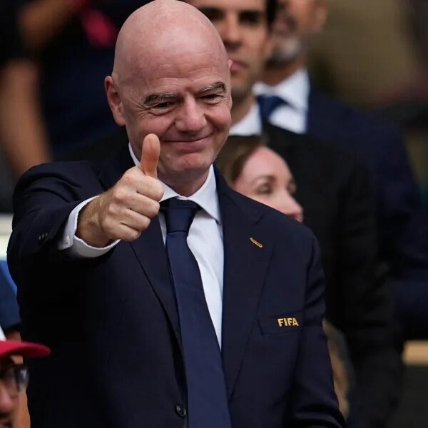 FIFA President spent 100+ hours flying through the World Cup amid pledge…