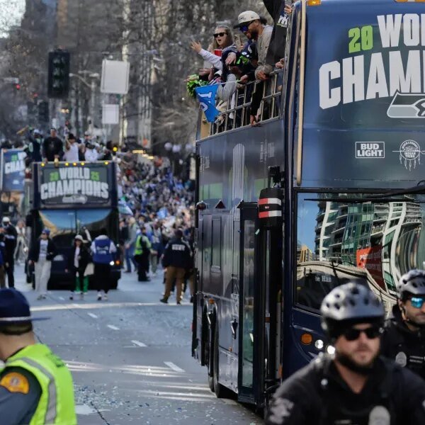 Silicon Valley VC big Vinod Khosla and household to purchase Seattle Seahawks…