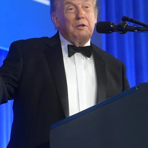 Trump provides rambling, insult-filled remarks at correspondents’ dinner and activates his speechwriters