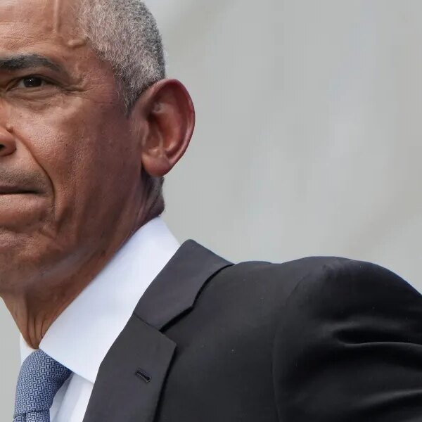 Obama bought ‘whooped’ by a Paralympian on the basketball courtroom — now…