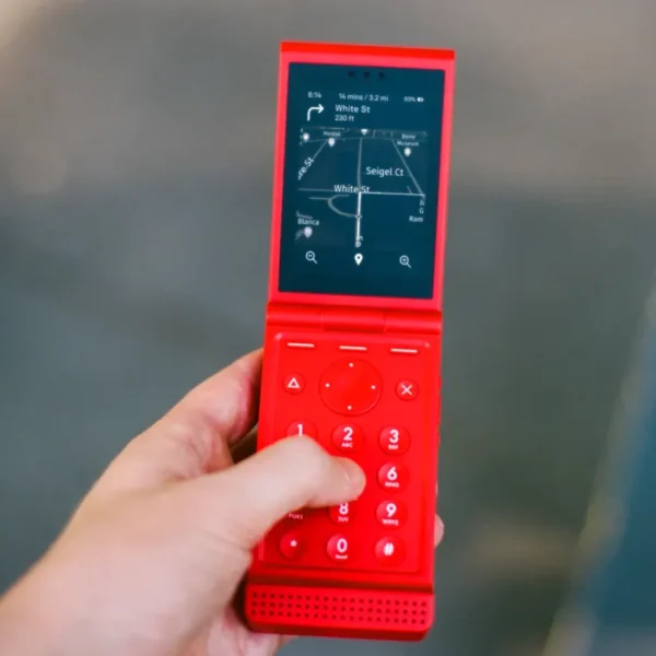 ‘No one’s making a phone like this’: Light’s co-founders on constructing for…