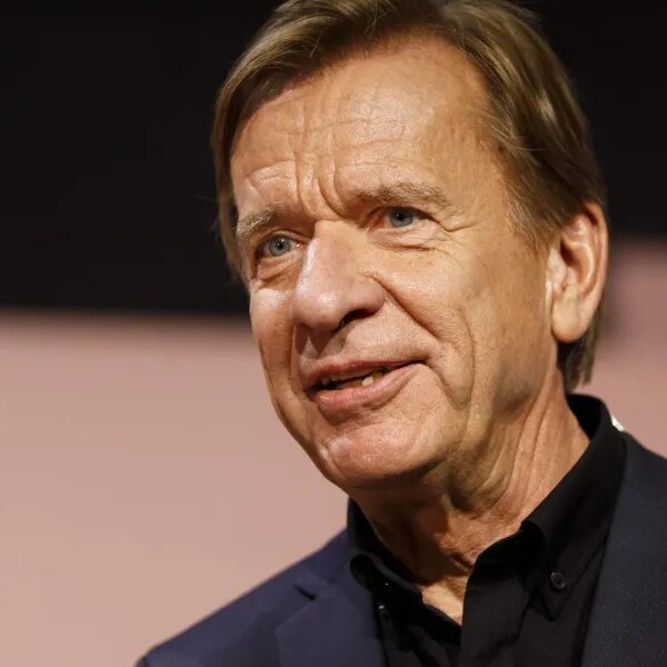 Volvo automotive CEO pushes again on Navarro’s ‘Pirate’ China feedback