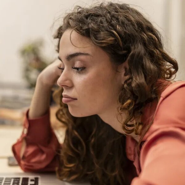 Despite making over $135K, 1 in 5 high-earners really feel ‘depressed’ when…