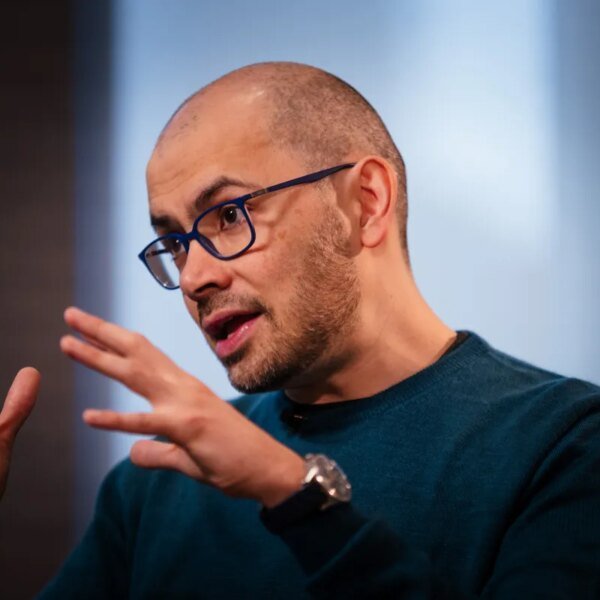 DeepMind CEO requires an unbiased requirements physique to control frontier AI