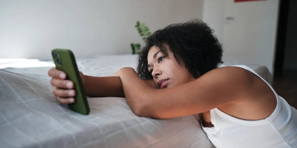 Why Friday afternoon is the worst time to buy on-line — and entrepreneurs know the window when your guard is down
