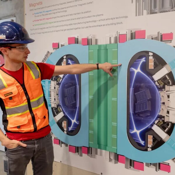 When will fusion energy startup Commonwealth Fusion Systems go public?