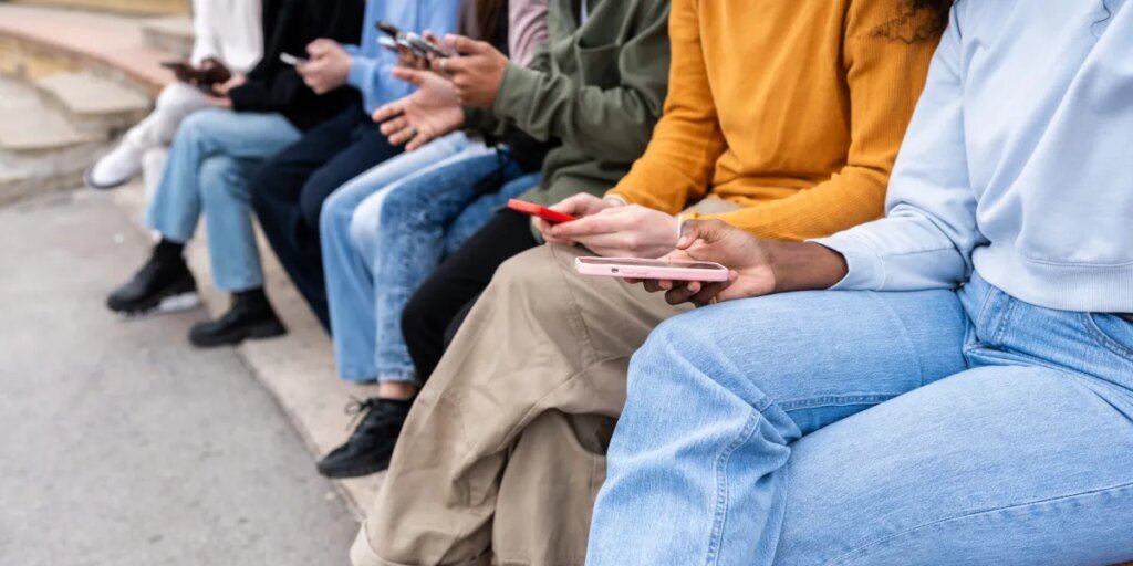 Americans are quietly abandoning the day by day behavior that billionaires say set them up for fulfillment