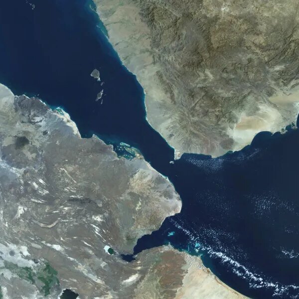 Shipping transits sluggish to a trickle as Strait of Hormuz faces “worst-case scenario” 