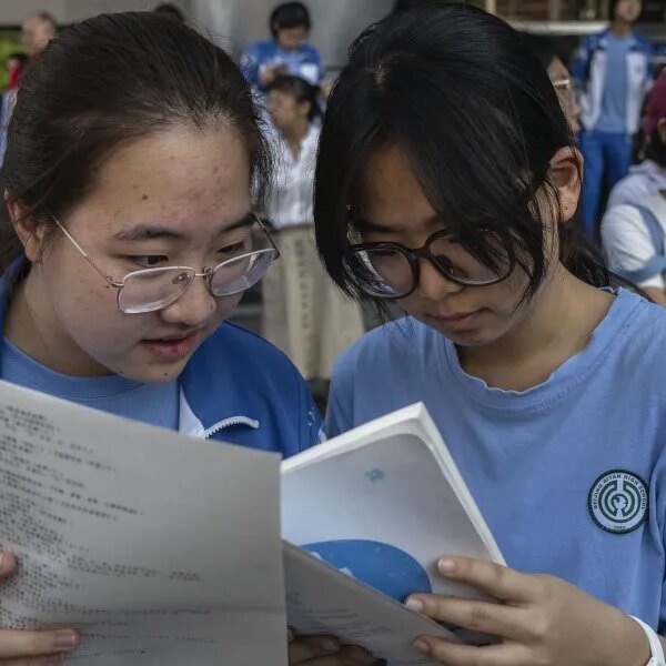 AI is boosting pupil homework scores, however tanking examination performances even years…