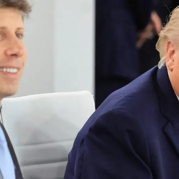 Billionaire Mike Bloomberg warns Trump’s AI possession plan would make ‘George Orwell…