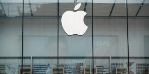Apple exhibits that AI winners do not must construct the largest fashions