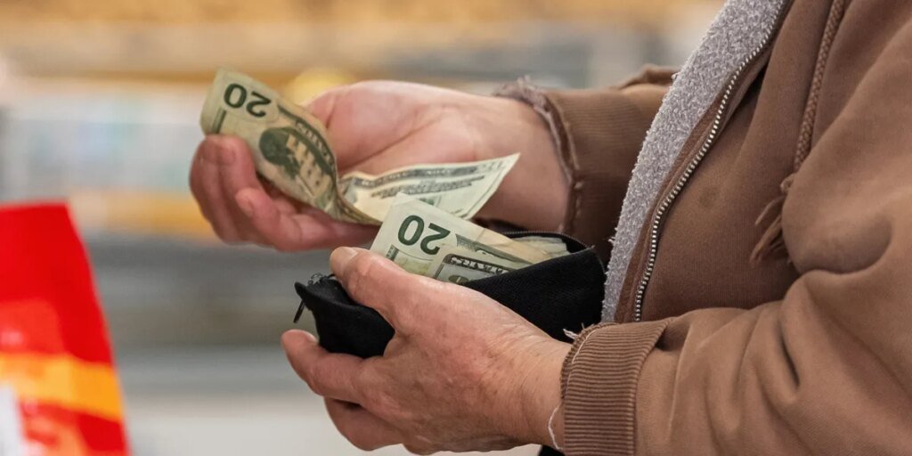 ‘Redollarization,’ not ‘dedollarization’: Standard Chartered thinks U.S. greenback fears are overstated