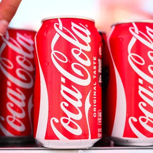 Why Coca-Cola’s new emblem has the web calling Diet Coke a ‘fridge&hellip;